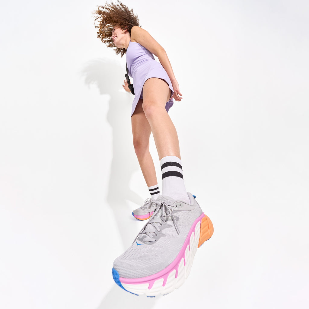 Feetures Elite Light Cushion Mini Crew White High Top Stripe - Frontrunner Colombo