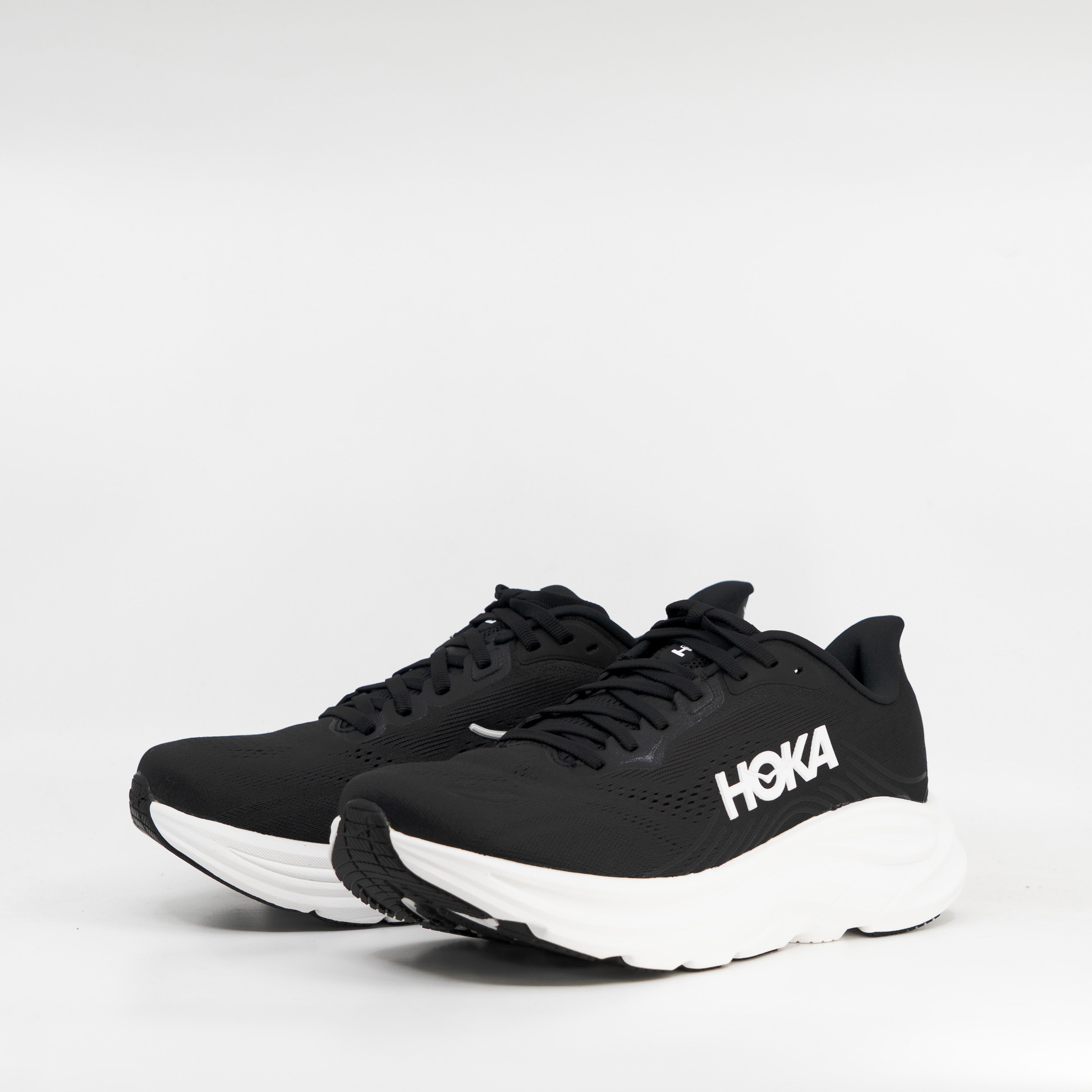Hoka Clifton 11 (D Wide) Womens Black/White - Frontrunner Colombo