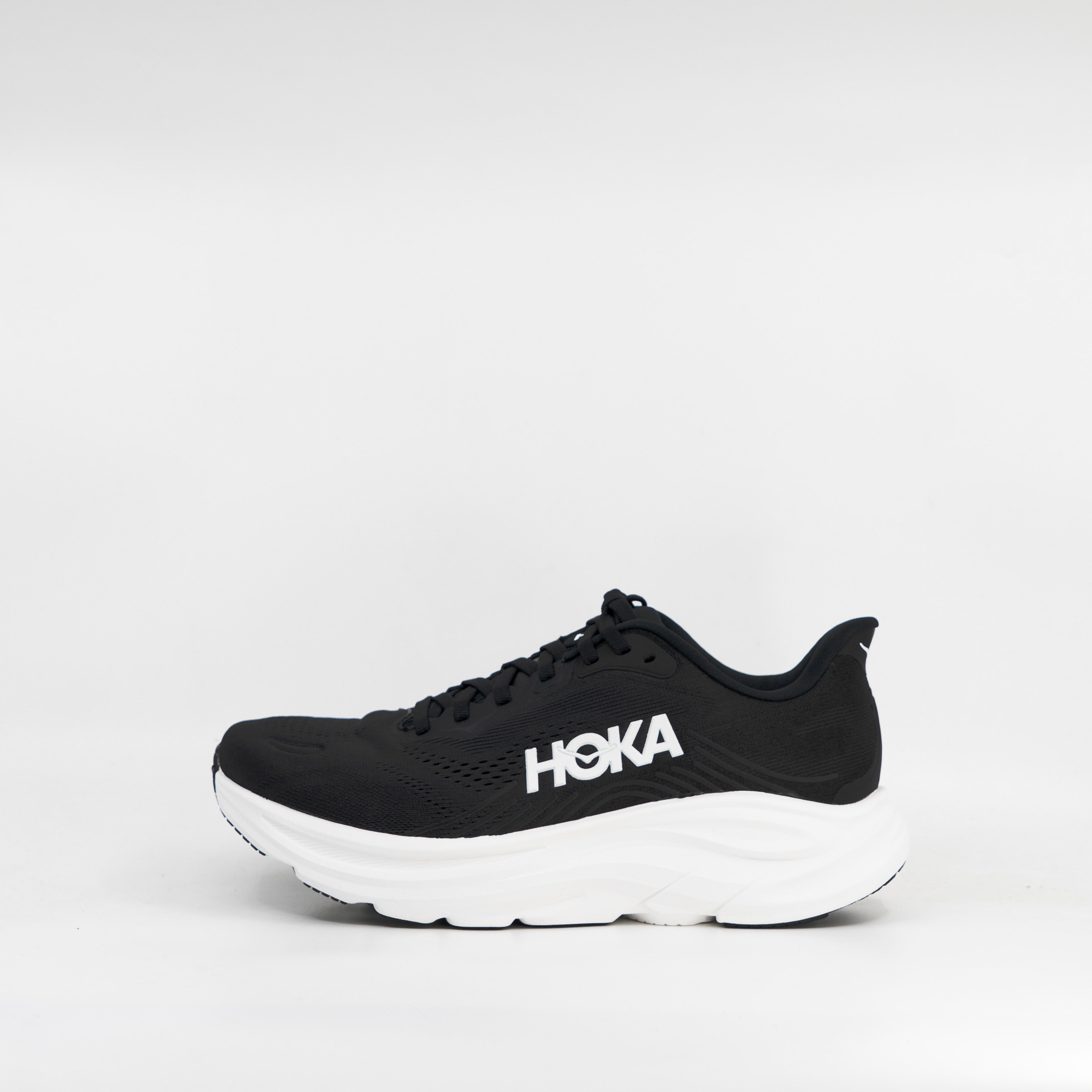 Hoka Clifton 11 (D Wide) Womens Black/White - Frontrunner Colombo