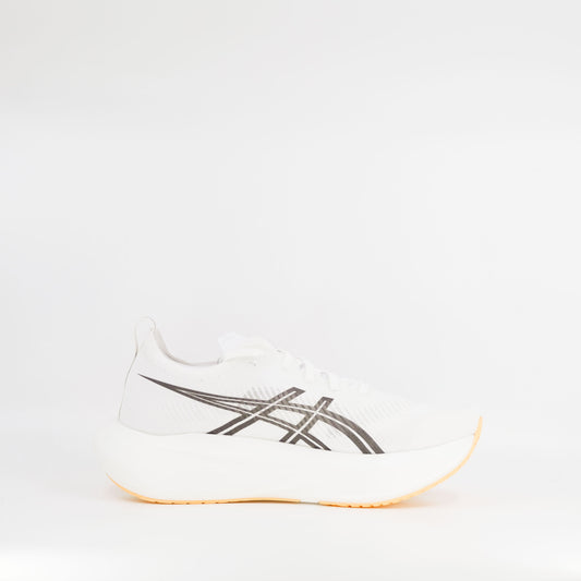 Asics Megablast (D Standard) Unisex White/Orange Glow - Frontrunner Colombo