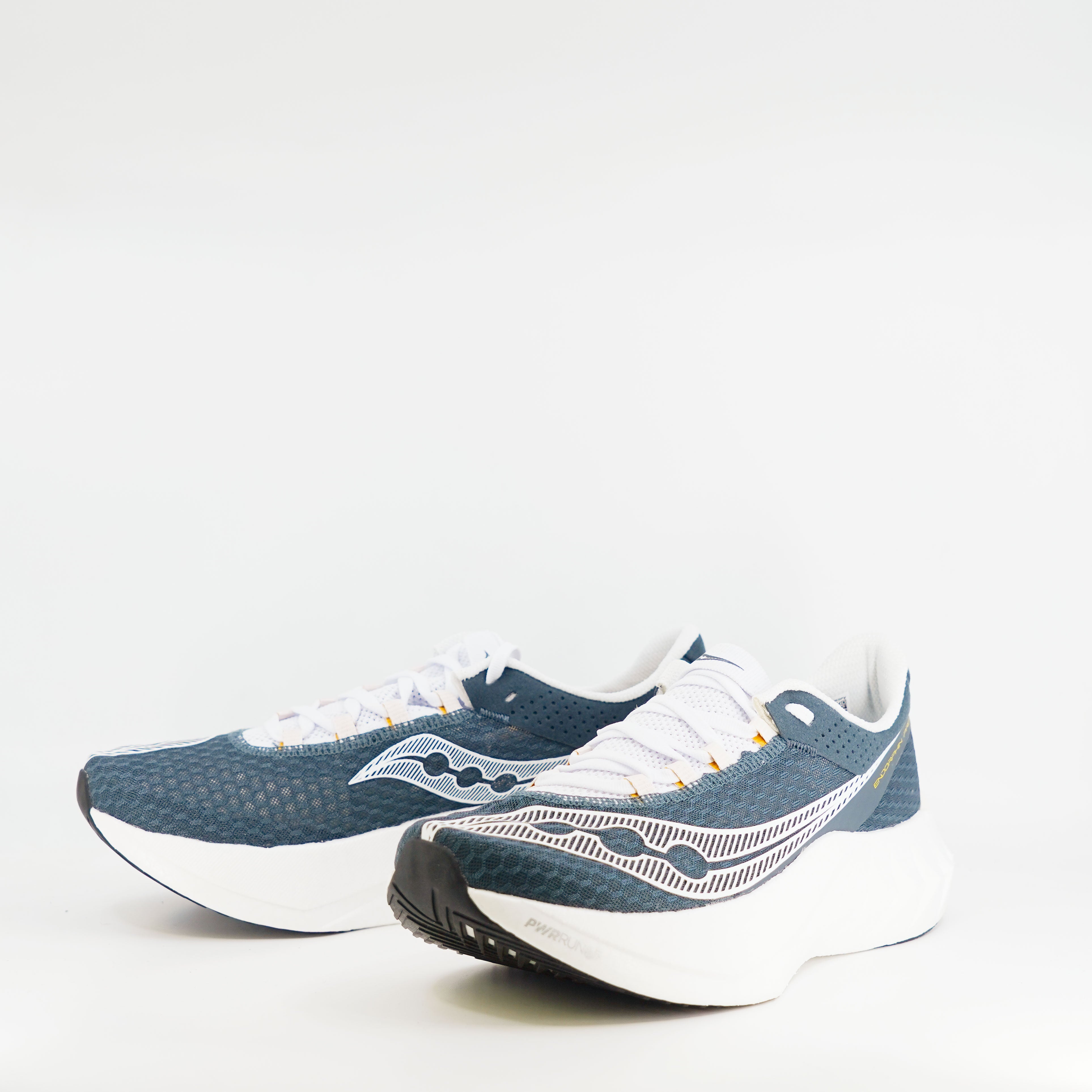 Saucony Endorphin Pro 4 (D Standard) Mens Dusk/White - Frontrunner Colombo