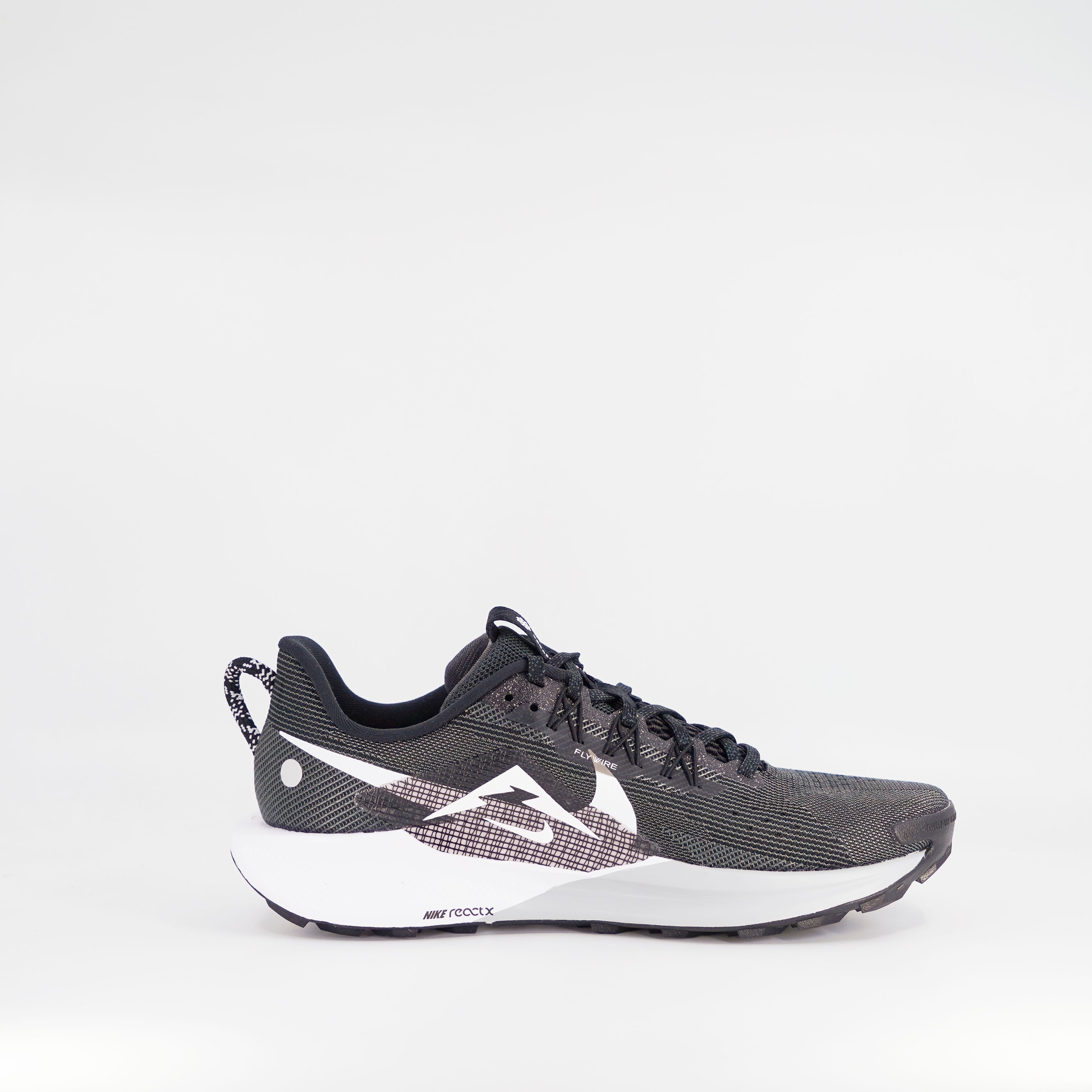 Nike ReactX Pegasus Trail 5 (B Standard) Womens Black/White - Frontrunner Colombo