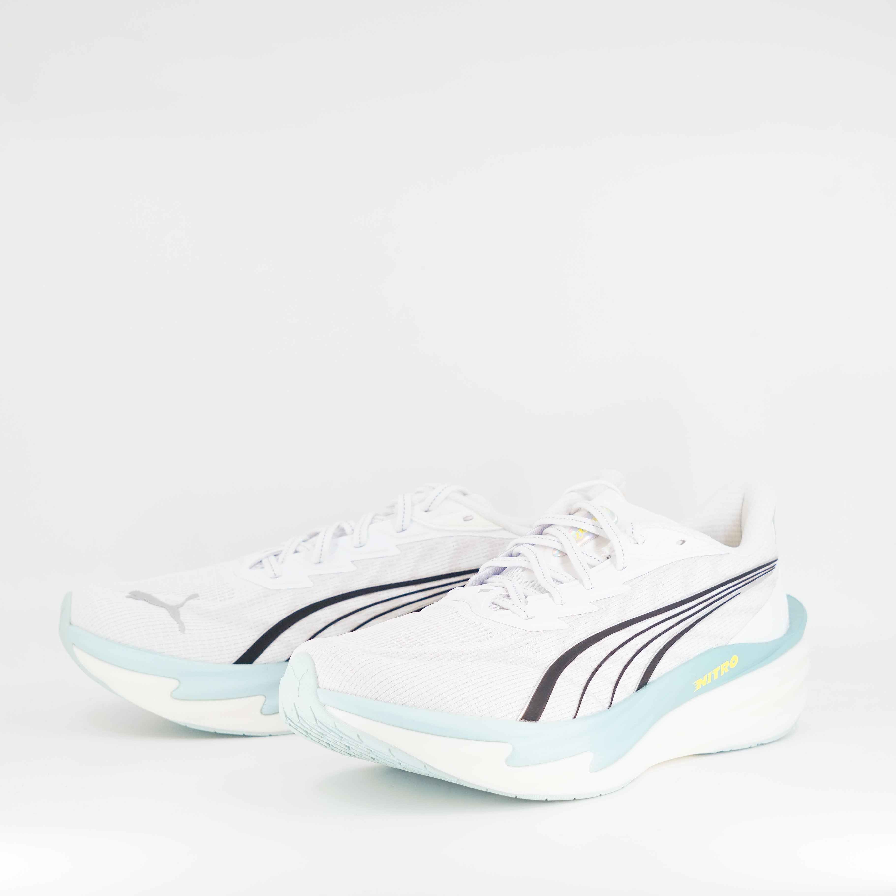 Puma Deviate Nitro 4 (D Standard) Mens White/Fresh Water - Frontrunner Colombo