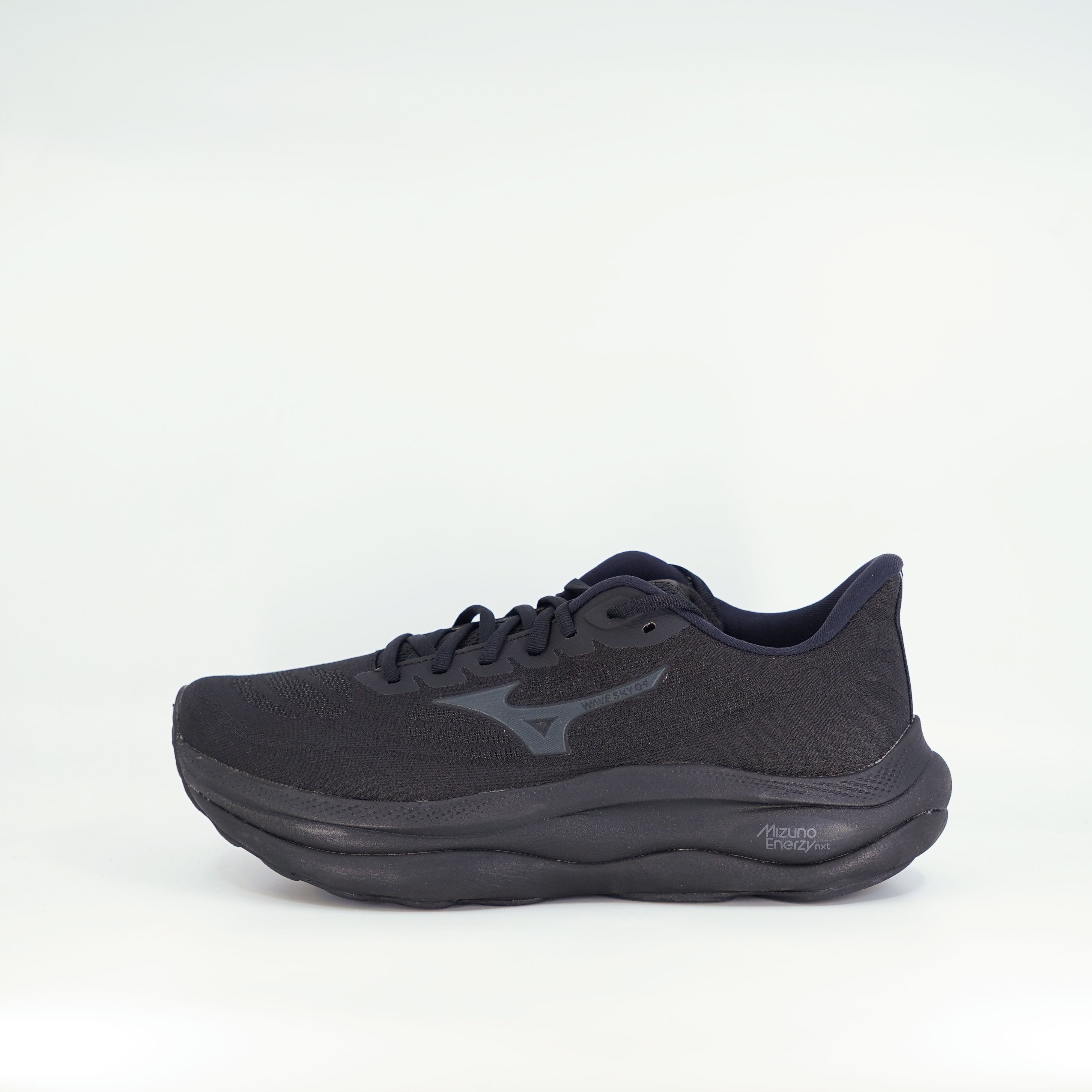 Mizuno Wave Sky 9 (2E Wide) Mens Black/Black - Frontrunner Colombo