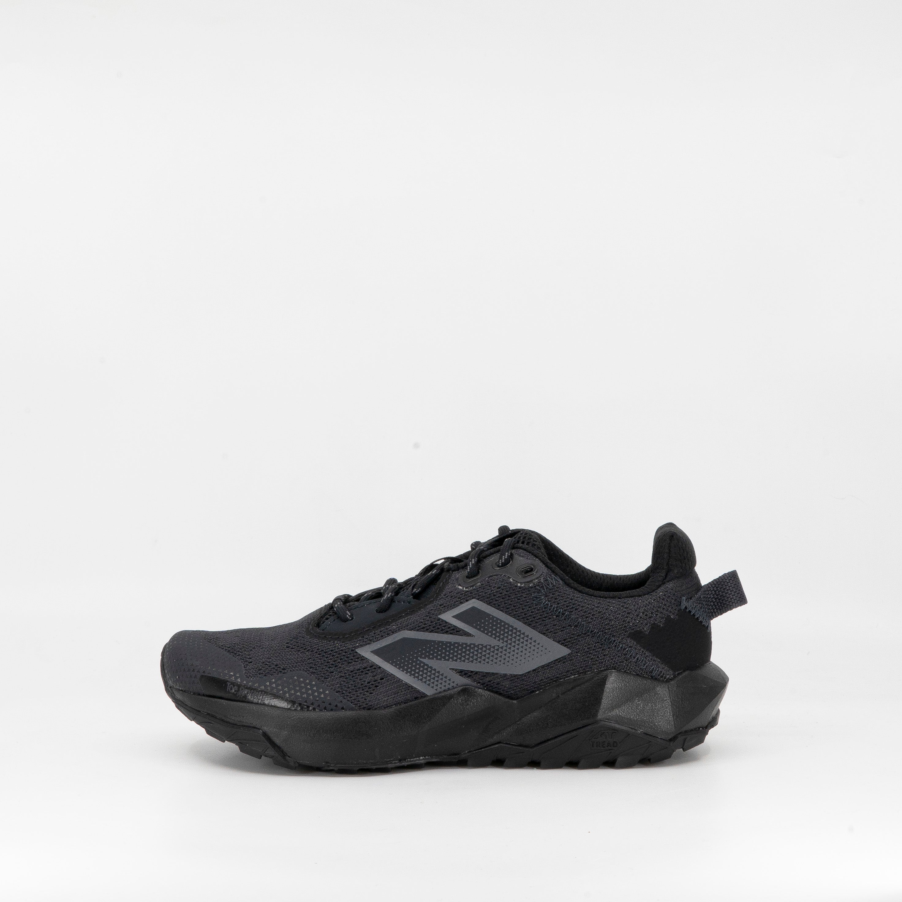 New Balance DynaSoft Nitrel v6 Lace (Kids) Black - Frontrunner Colombo
