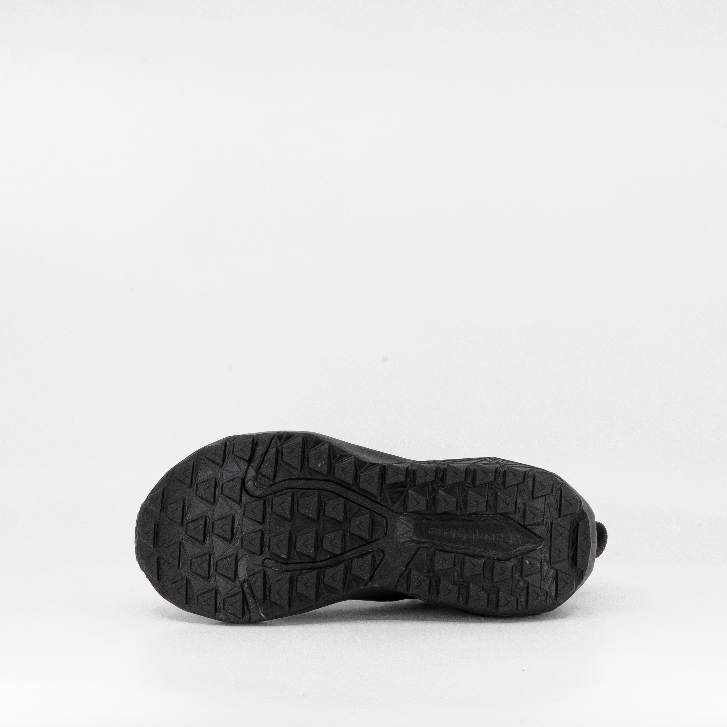New Balance DynaSoft Nitrel v6 Lace (Kids) Black - Frontrunner Colombo