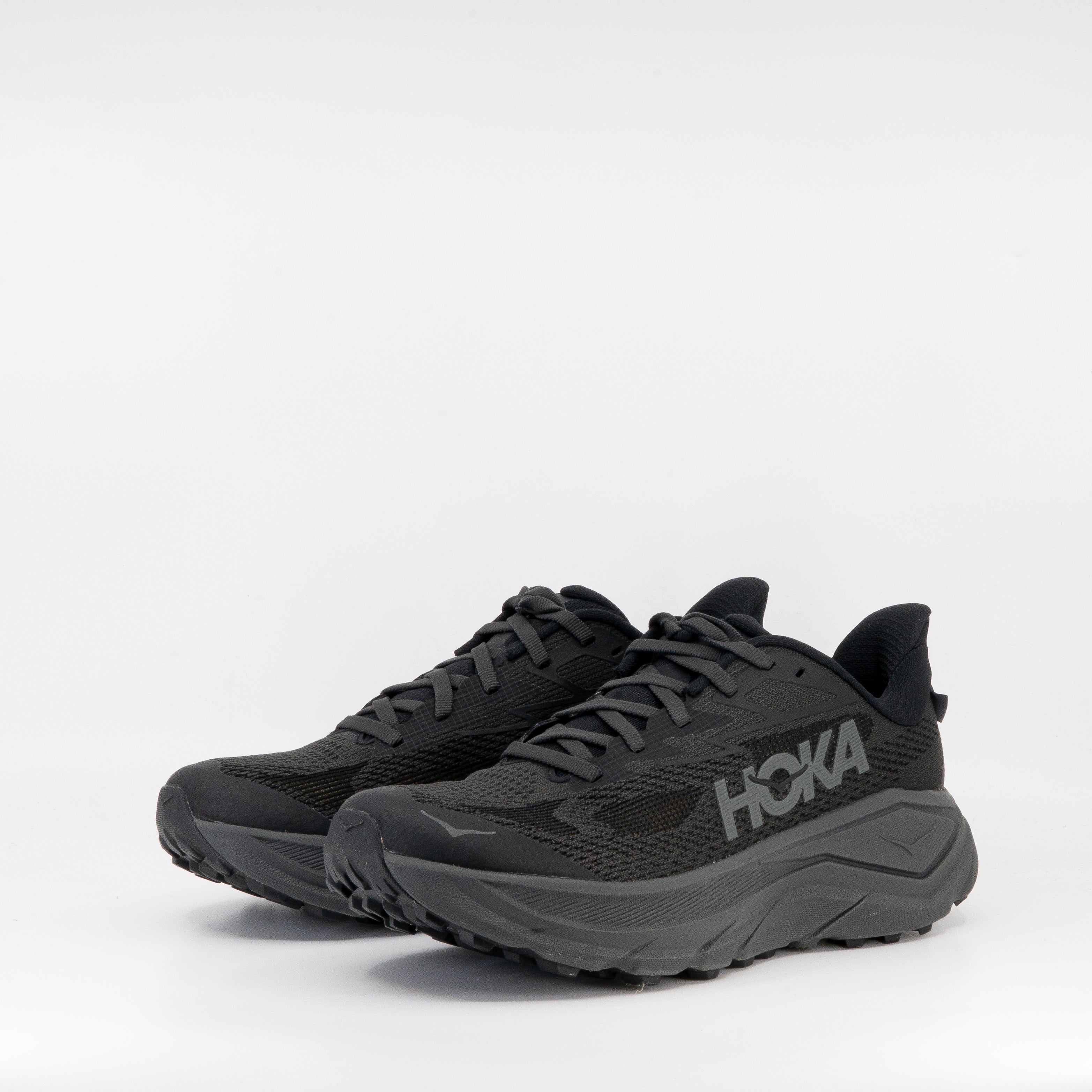 Hoka Challenger 8 (2E Wide) Mens Black/Black - Frontrunner Colombo
