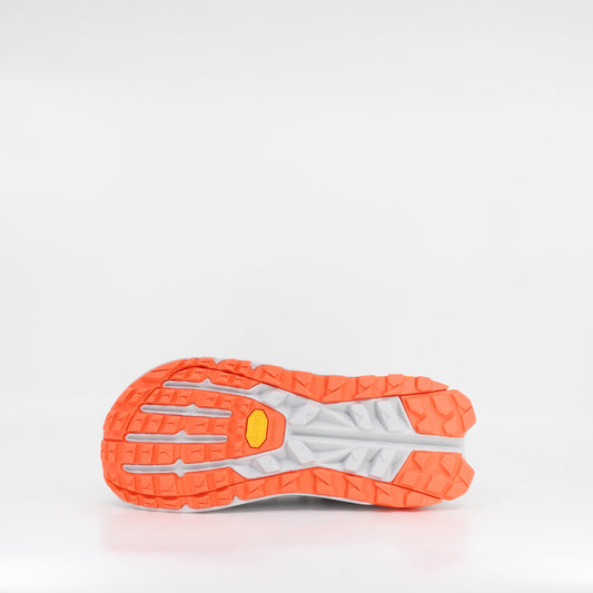 Altra Olympus 275 (B Standard) Womens White/Coral - Frontrunner Colombo