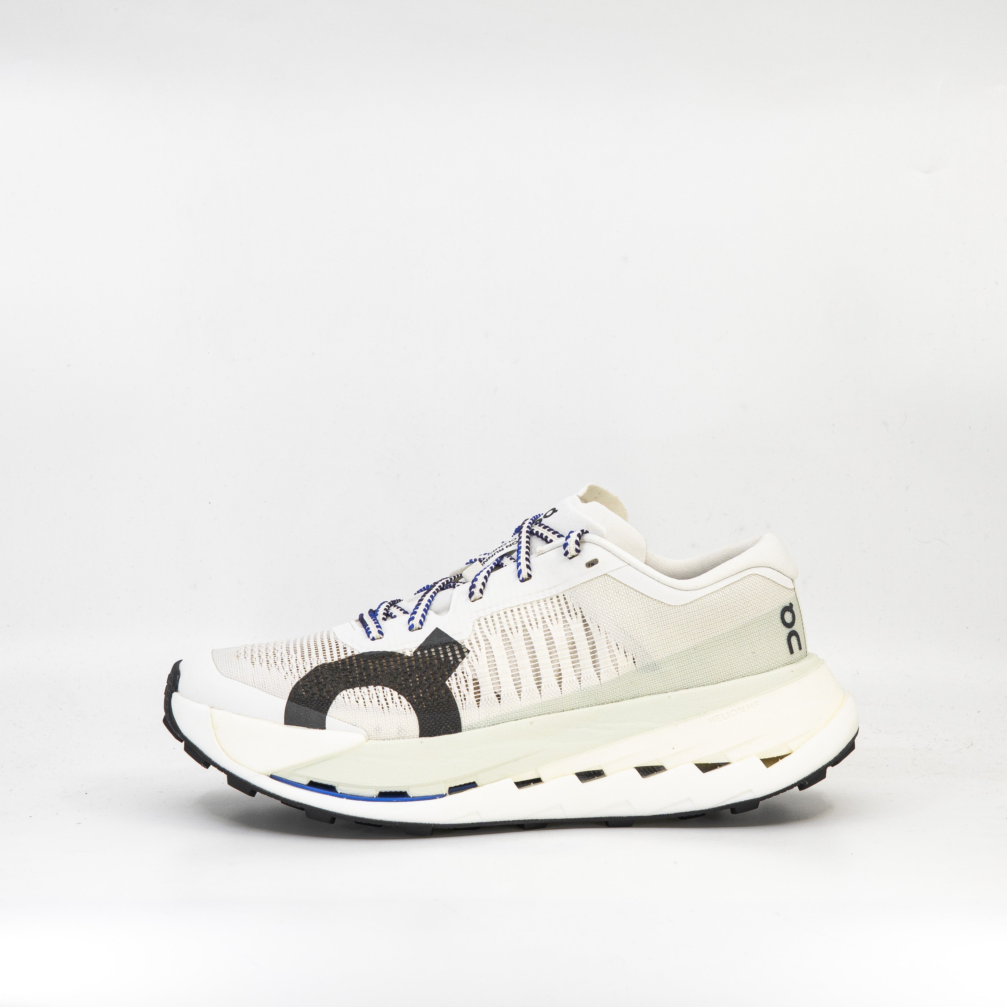 On Cloudultra Pro (B Standard) Womens Ivory/Iceberg - Frontrunner Colombo