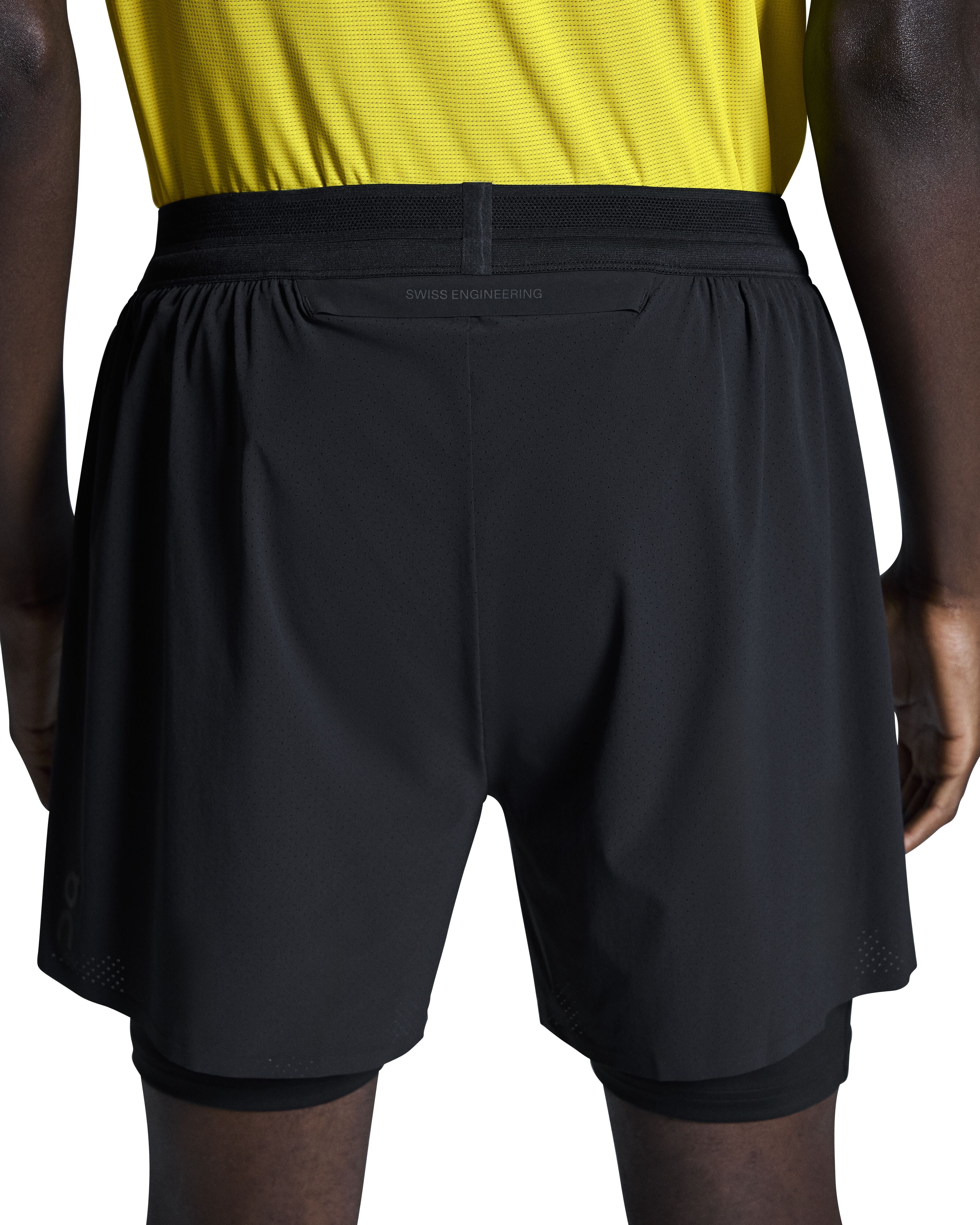 On 5" Performance 2/1 Shorts (Mens) Black - Frontrunner Colombo